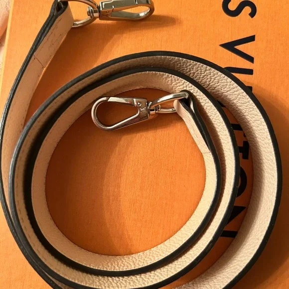 Louis Vuitton Crossbody Bag Babylone BB Mahina Authentic 🔥FLASH 24H SALE🔥 - Picture 12 of 14